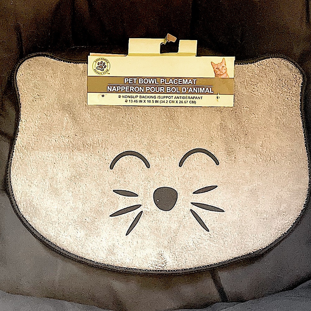 NWT cat pet bowl non slip placemat for pet ❤️❤️